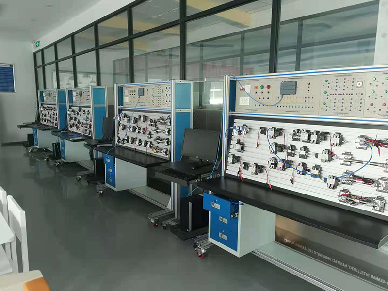 氣動實訓室